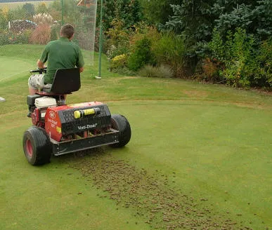 mechanical lawn aerating equipment.